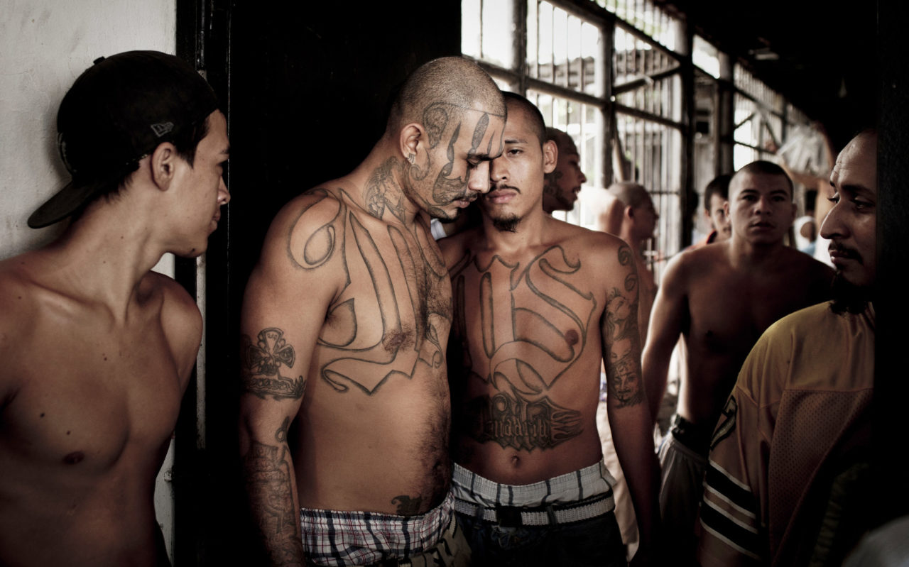 Salvador_Gangs-superJumbo-v2