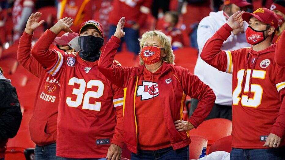 Chiefs-fans3