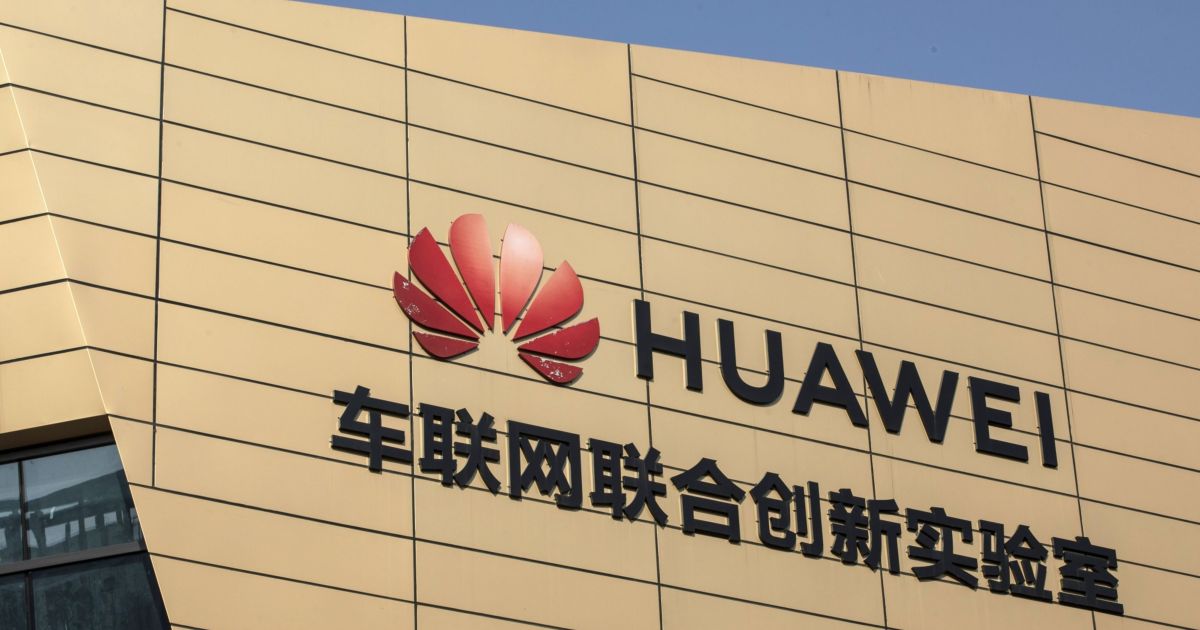 China's Huawei Develops Smart Roads That Talk to Driverless Cars